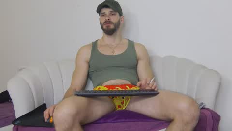 mauro_real_man online show from March 1, 6:10 pm