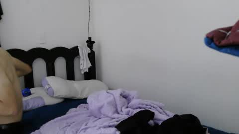 mauroluxandra online show from March 24, 12:32 pm