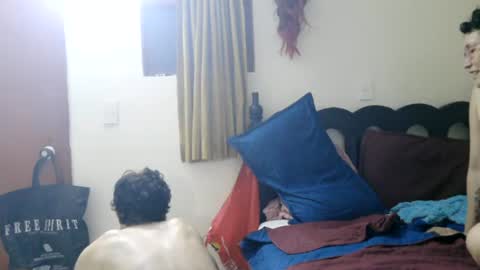 Snapshot of mauroluxandra chatting on June 25, 5:12 am mauroluxandra online show from June 25, 5:12 am
