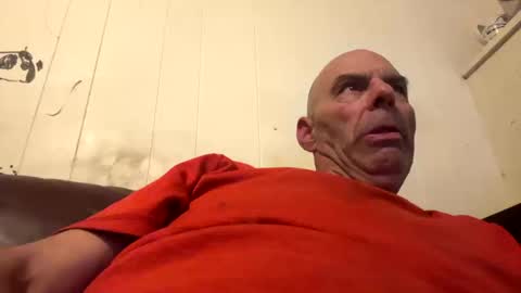 Snapshot of maverick7000 chatting on October 10, 5:28 am maverick7000 online show from October 10, 5:28 am