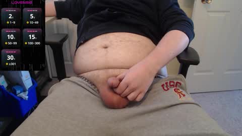 Snapshot of maverickwpg chatting on February 25, 2:37 pm MaverickWpg online show from February 25, 2:37 pm