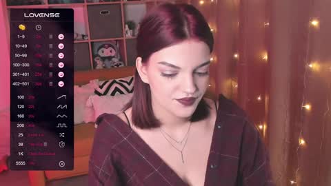 Mavis online show from December 12, 10:09 pm