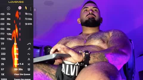 Snapshot of max__prada chatting on June 19, 2:05 am max__prada online show from June 19, 2:05 am