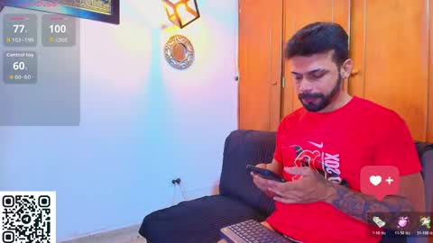 Snapshot of max_ashley_mds chatting on May 22, 1:50 pm Max Ashley online show from May 22, 1:50 pm