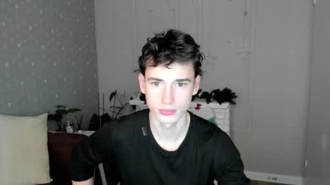 Max online show from January 7, 7:55 am