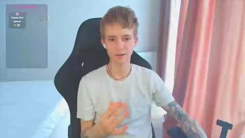 Max Gen with tats 24years  And Ethan without tats 20 years online show from February 28, 1:14 pm