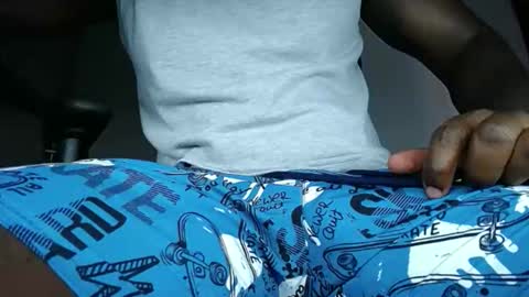 Snapshot of max_jones2 chatting on May 9, 7:41 pm MAX online show from May 9, 7:41 pm