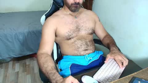 max_love25 online show from February 13, 8:05 pm