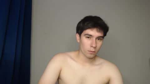 Snapshot of max_snow1616 chatting on October 1, 3:51 pm max_snow1616 online show from October 1, 3:51 pm