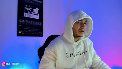 max_valiant1 online show from March 19, 7:29 pm