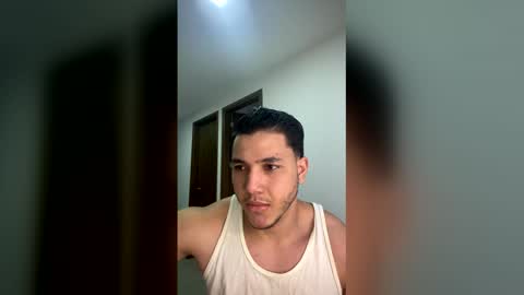 Snapshot of max_valiant1 chatting on May 2, 11:15 am max_valiant1 online show from May 2, 11:15 am
