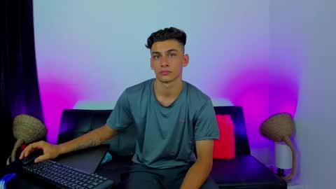 MAX     online show from October 7, 6:54 am