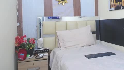 max online show from October 16, 4:35 am