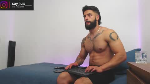 max_xl_ online show from April 19, 11:18 pm