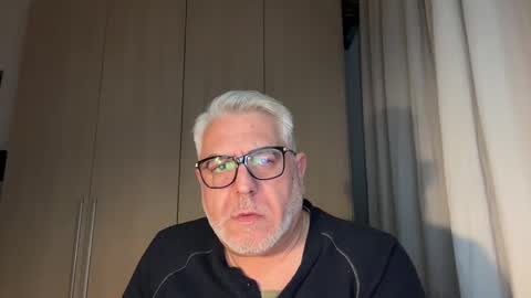 maxbillo online show from March 20, 11:31 pm