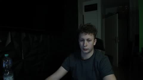 Snapshot of maxboner94 chatting on January 20, 4:34 pm maxboner94 online show from January 20, 4:34 pm