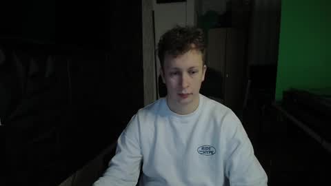 Snapshot of maxboner94 chatting on January 26, 7:21 am maxboner94 online show from January 26, 7:21 am