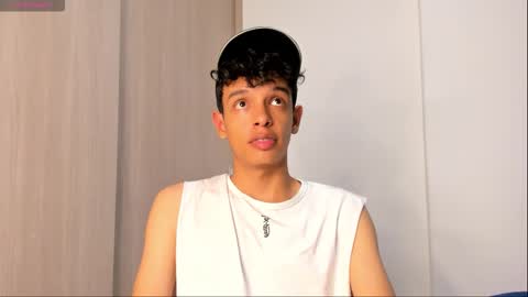 Max  online show from February 22, 8:29 pm