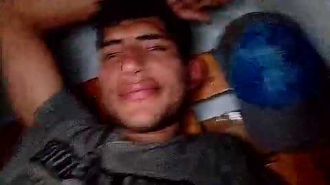 Snapshot of maxgonzalez0318 chatting on June 10, 7:51 am maxgonzalez0318 online show from June 10, 7:51 am