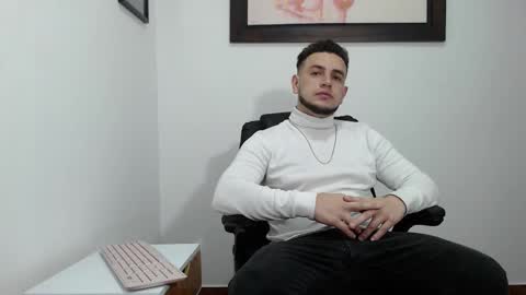 Maxi 600pm to 1201am col time online show from October 12, 3:16 am