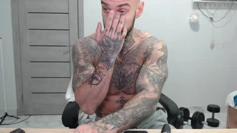 Maximus Fox online show from April 20, 7:22 am