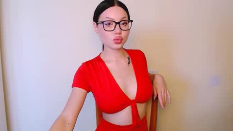 Snapshot of maxi_sweetheart chatting on September 21, 10:39 am Joanna online show from September 21, 10:39 am