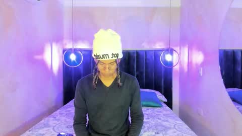 maxim online show from November 9, 3:05 am