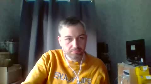 Snapshot of maximefrxx chatting on May 11, 3:40 pm Maxime online show from May 11, 3:40 pm