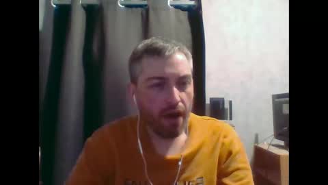 Snapshot of maximefrxx chatting on May 16, 9:13 pm Maxime online show from May 16, 9:13 pm