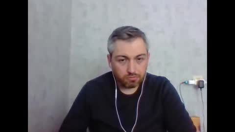 Snapshot of maximefrxx chatting on June 7, 11:47 am Maxime online show from June 7, 11:47 am