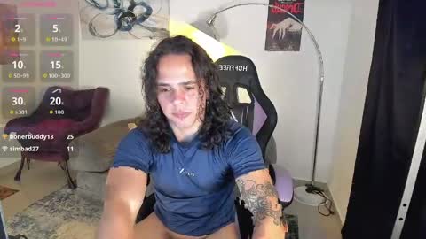 Snapshot of maximiliano_scoott_ chatting on May 2, 8:47 pm maximiliano_scoott_ online show from May 2, 8:47 pm
