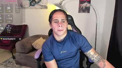 Snapshot of maximiliano_scoott_ chatting on May 5, 10:40 pm maximiliano_scoott_ online show from May 5, 10:40 pm