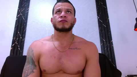 Snapshot of maximiliano_stronge chatting on June 5, 7:41 pm Maximiliano online show from June 5, 7:41 pm