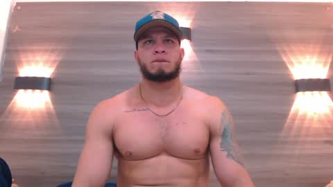 Snapshot of maximiliano_stronge chatting on June 25, 8:35 pm Maximiliano online show from June 25, 8:35 pm
