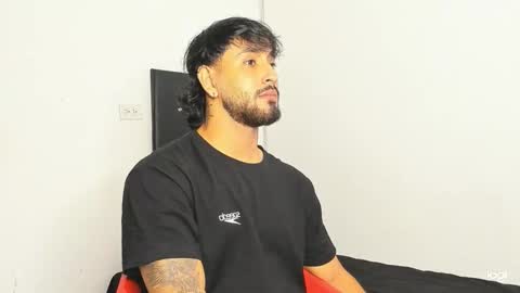 Snapshot of maximo004 chatting on December 15, 2:16 am Maximo online show from December 15, 2:16 am