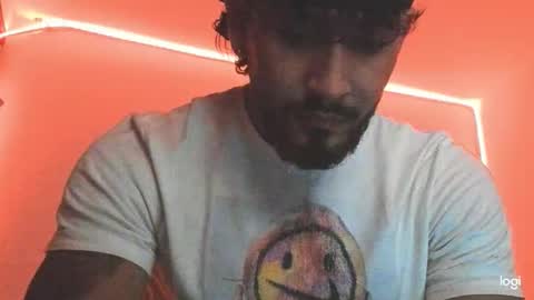 Snapshot of maximo004 chatting on December 18, 2:39 am Maximo online show from December 18, 2:39 am