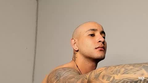 Snapshot of maximo004 chatting on January 19, 12:03 am Maximo online show from January 19, 12:03 am