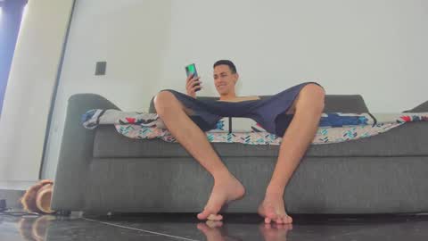 Snapshot of maximo__77 chatting on October 10, 4:17 pm maximo__77 online show from October 10, 4:17 pm