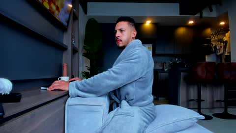 maximo_and_marcelo online show from April 14, 12:00 pm