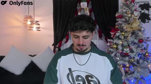 Maximo online show from December 30, 2:42 am