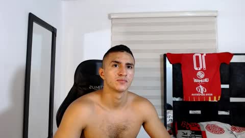 Maximo Sebastian online show from June 2, 1:07 am