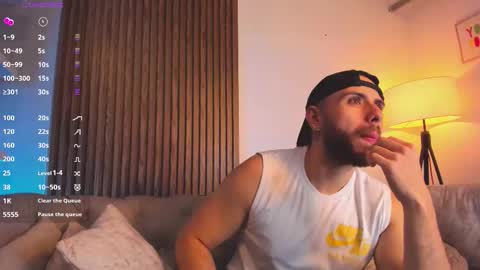 Maximo Wolf online show from February 20, 6:26 am