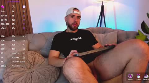 Maximo Wolf online show from February 26, 7:57 pm