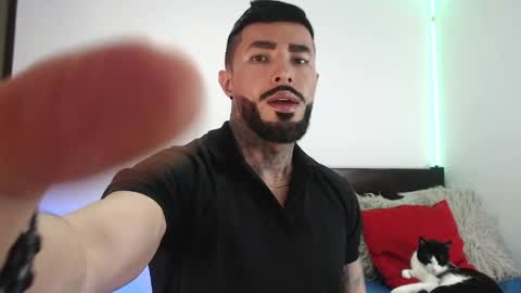 Independent Model online show from April 10, 4:06 am