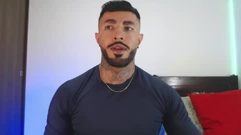 Snapshot of maximus_golden chatting on April 29, 3:43 am Independent Model online show from April 29, 3:43 am