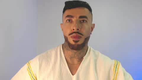 Snapshot of maximus_golden chatting on May 7, 4:51 am Independent Model online show from May 7, 4:51 am