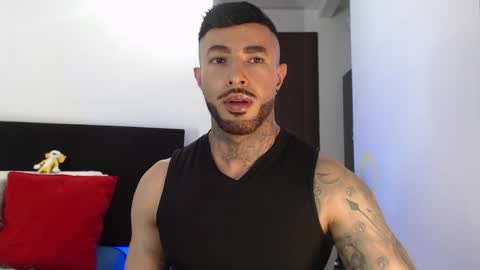 Snapshot of maximus_golden chatting on May 9, 5:12 am Independent Model online show from May 9, 5:12 am