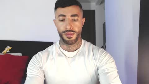 Snapshot of maximus_golden chatting on May 11, 3:34 am Independent Model online show from May 11, 3:34 am