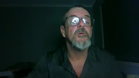 Snapshot of maximus_oreally chatting on June 5, 9:04 am Max online show from June 5, 9:04 am