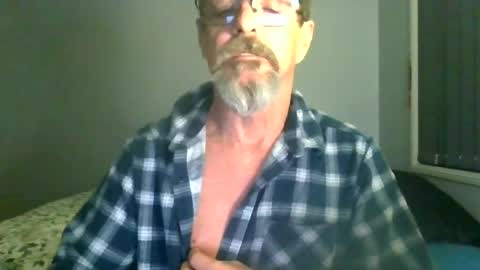 Snapshot of maximus_oreally chatting on June 29, 12:05 pm Max online show from June 29, 12:05 pm